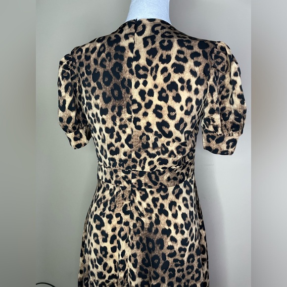 Leopard print women’s casual dress - Picture 6 of 9